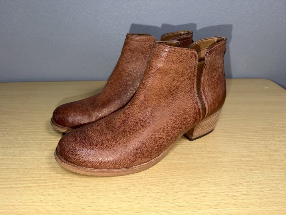 Clarks Maypearl Ramie Booties Tan Brown Leather Block Heel Size 7.5 Ankle Boots